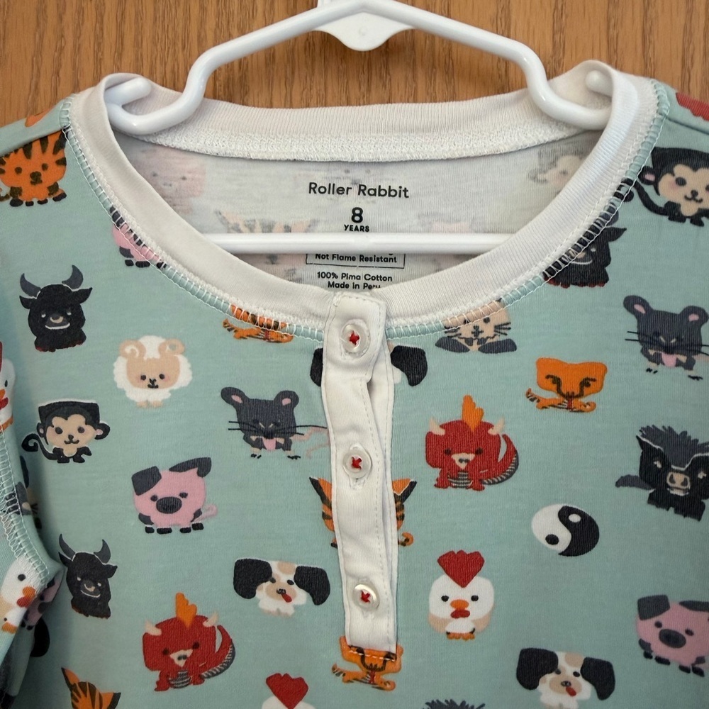 ROLLER RABBIT Chinese New Year Long Sleeve Kids Pima Cotton Pajama Set Size 8 - Picture 2 of 14